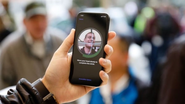 Có nên mua iPhone bị hư Face ID?