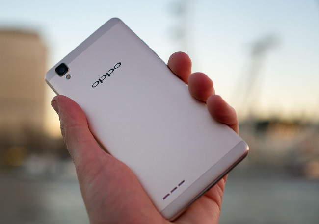 <center>Những lỗi cần thay màn hình Oppo F1</center>