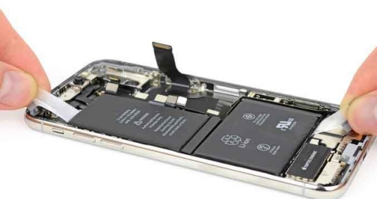 Có thể bạn sẽ phải thay pin cho iPhone Xs Max