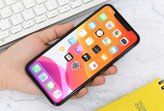 Điện thoại iPhone 11 Pro Max bị đơ màn hình