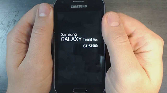 Chạy lại phần mềm điện thoại Samsung
