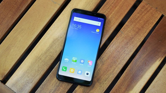 Xiaomi Redmi 5 Plus bị đơ cảm ứng