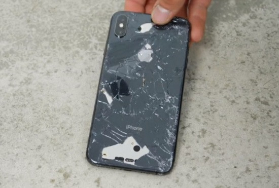 Lý do iPhone XS Max bị giật màn hình