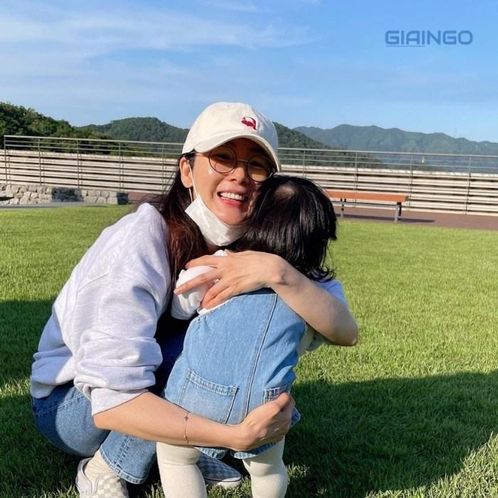 Con Choi Ji Woo là ai