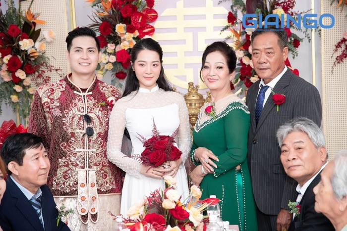 Karen tổ chức đám cưới theo phong tục người Hoa