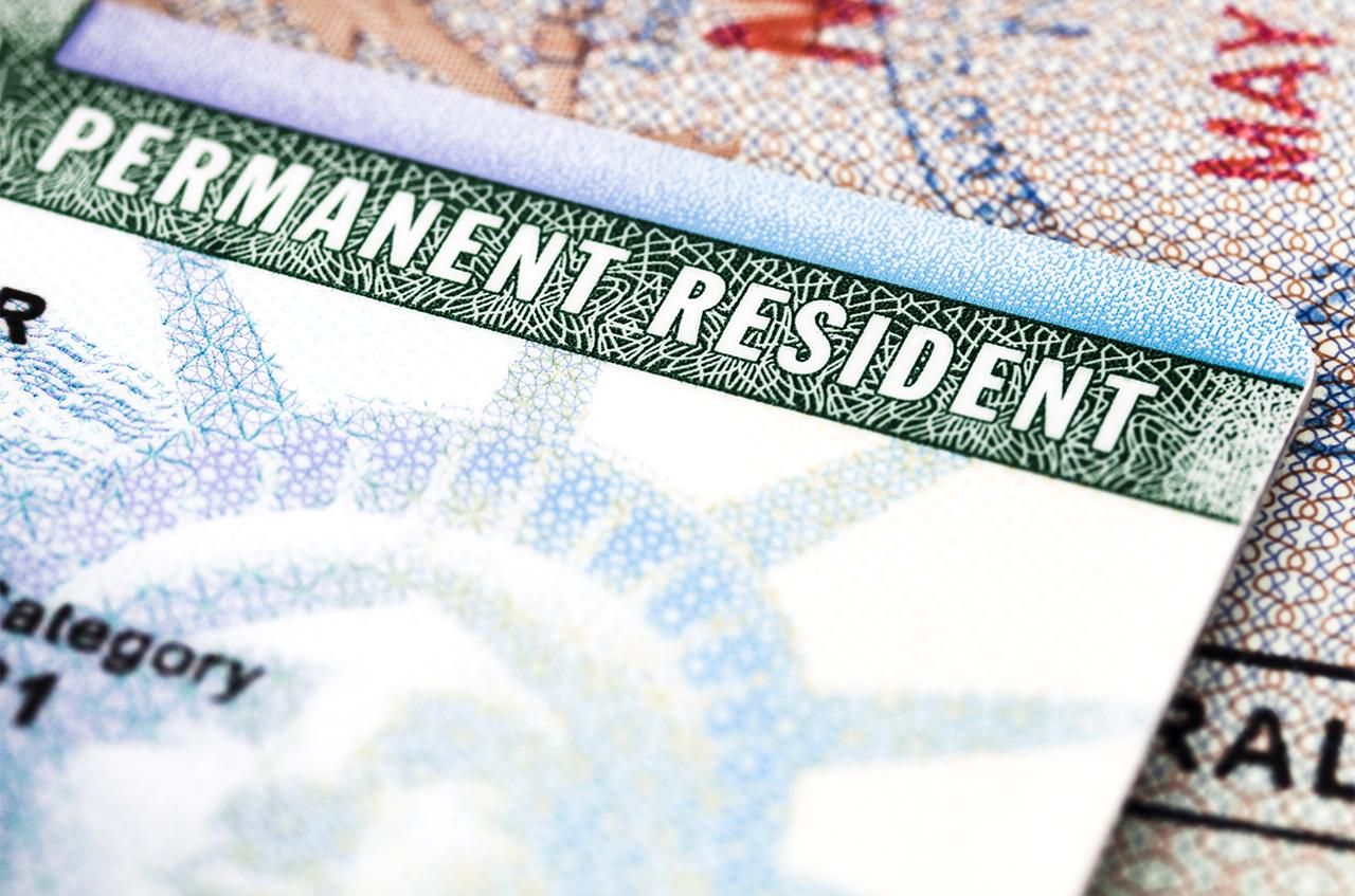 Permanent Resident là gì