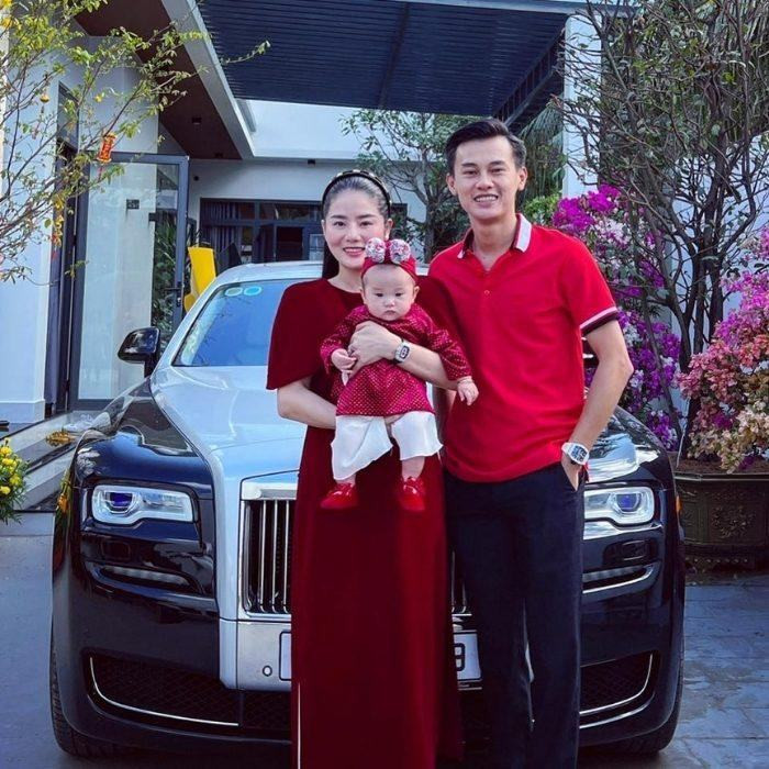 Phan Công Khanh và vợ
