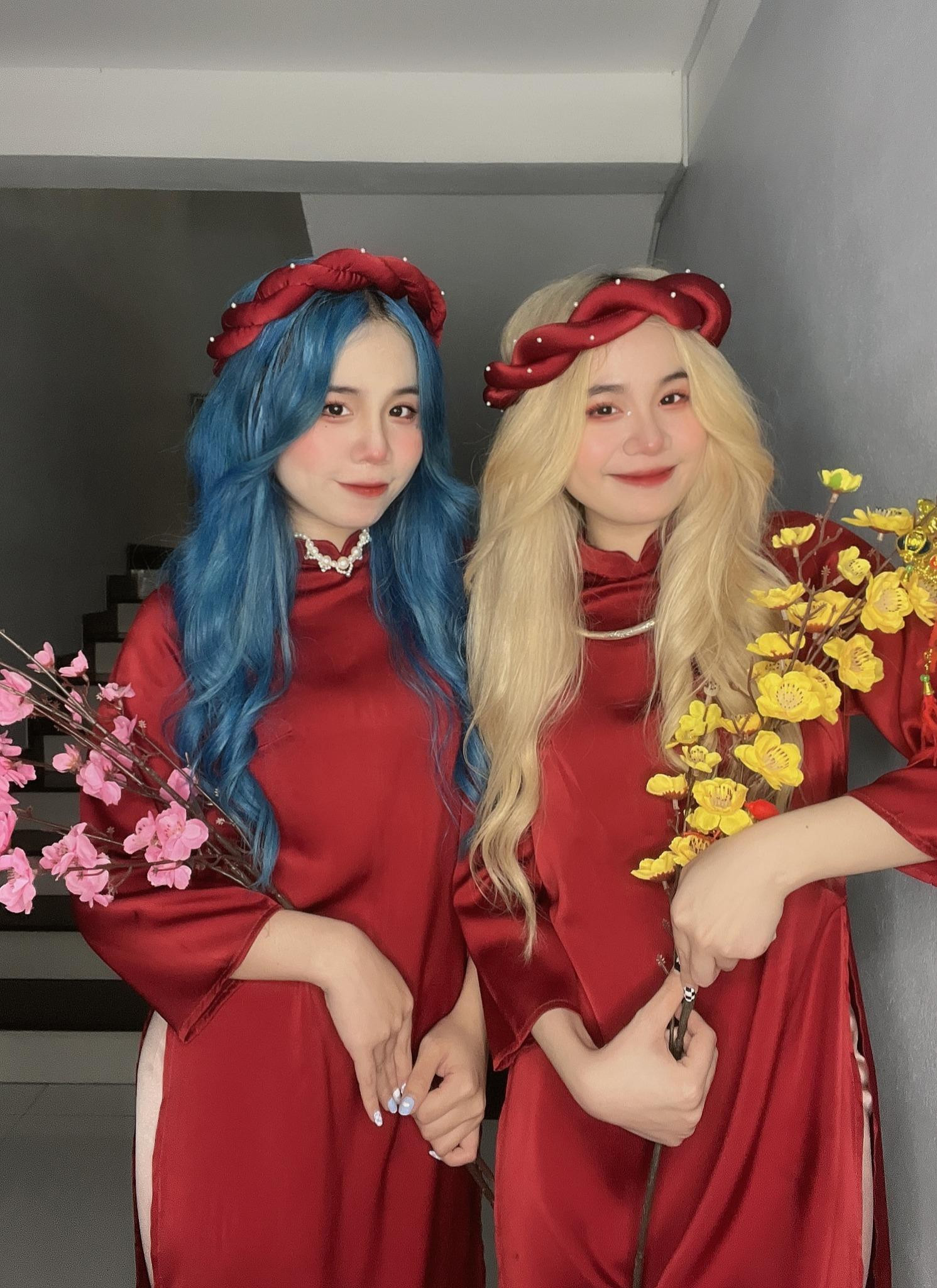 chị gái của simmy