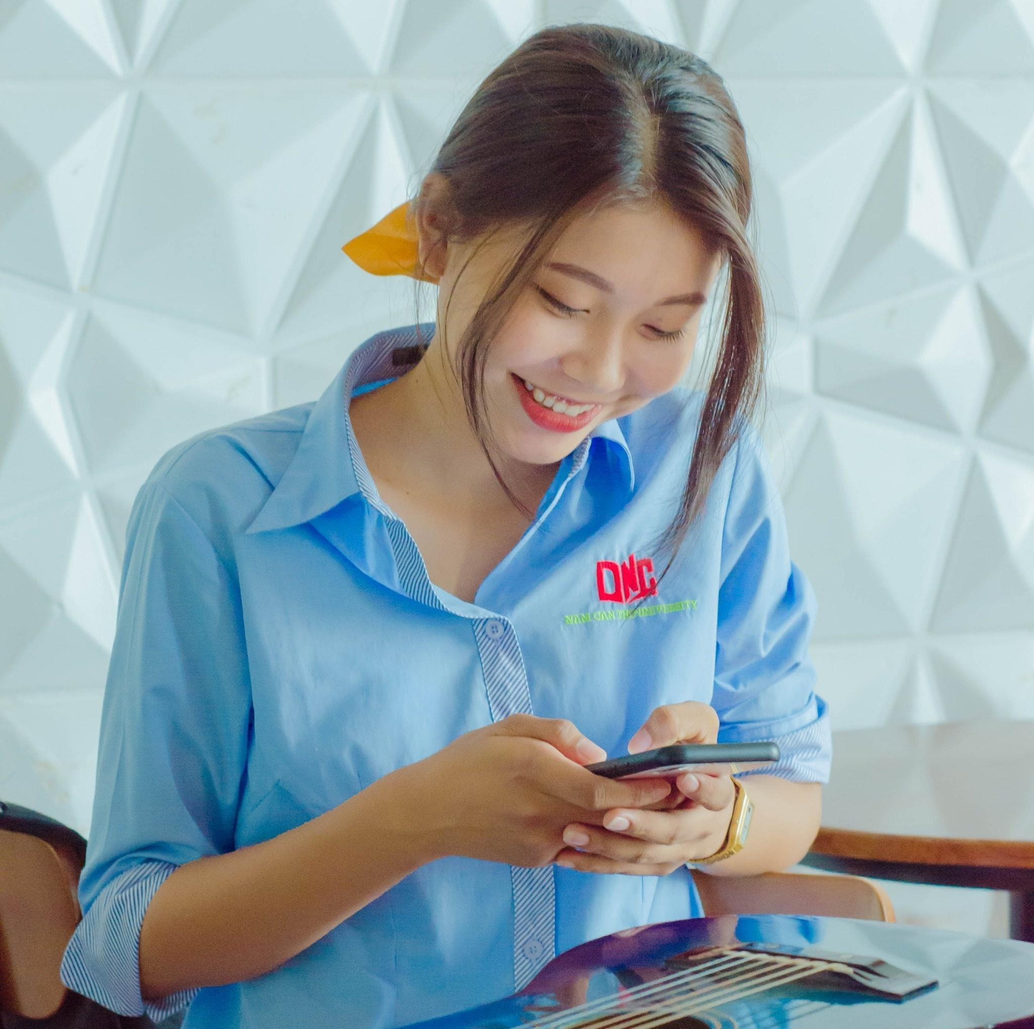 Thạch Thu Thảo - cô gái đại diện Việt Nam thi Hoa hậu Trái Đất