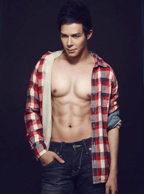 Ca sĩ Nathan Lee là ai