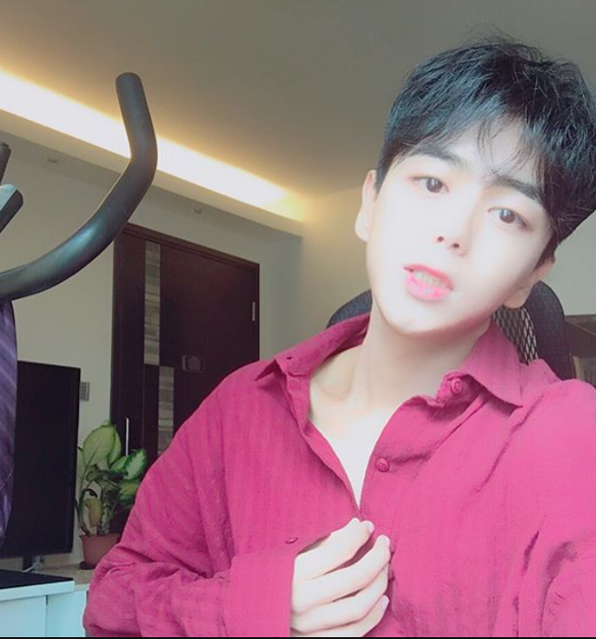 gokugochu trong những bộ đồ thường ngày