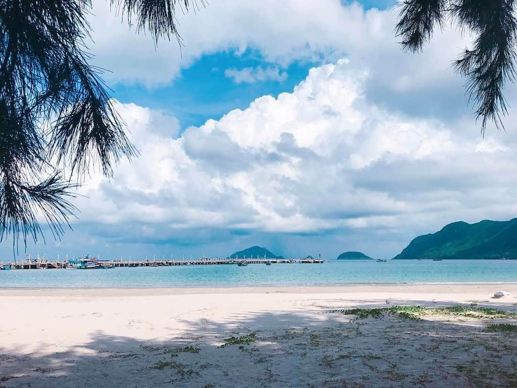 Stt về biển mùa hè