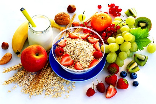 trẻ 12 tháng tuổi ăn bao nhiêu là đủ